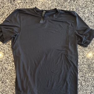 lululemon athletica Men's Charcoal Tee
